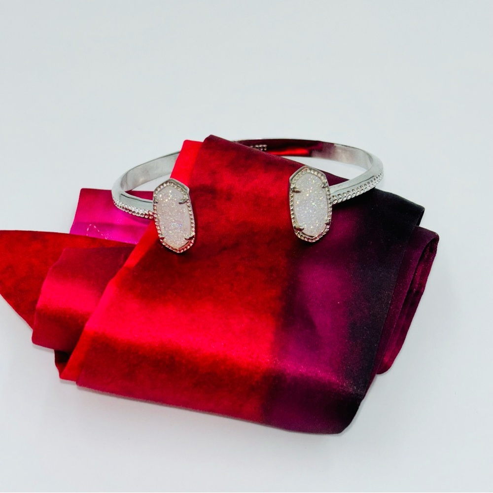 KENDRA SCOTT White Iridescent DRUSY Stone bracelet